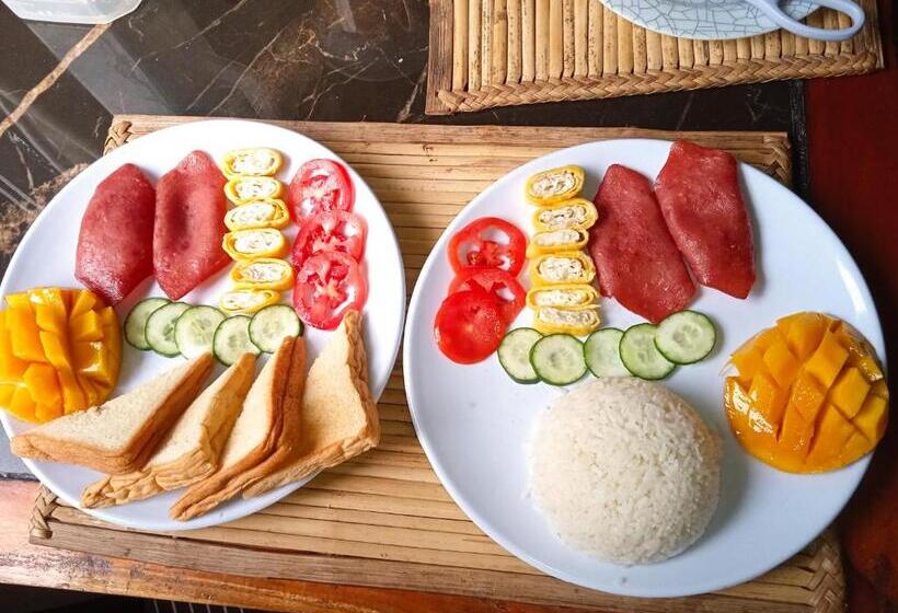 צימר Affordable Bedspacer Good For 8 With Breakfast