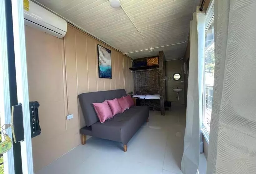 تختخواب و صبحانه Ronnys Flat Manuel Antonio