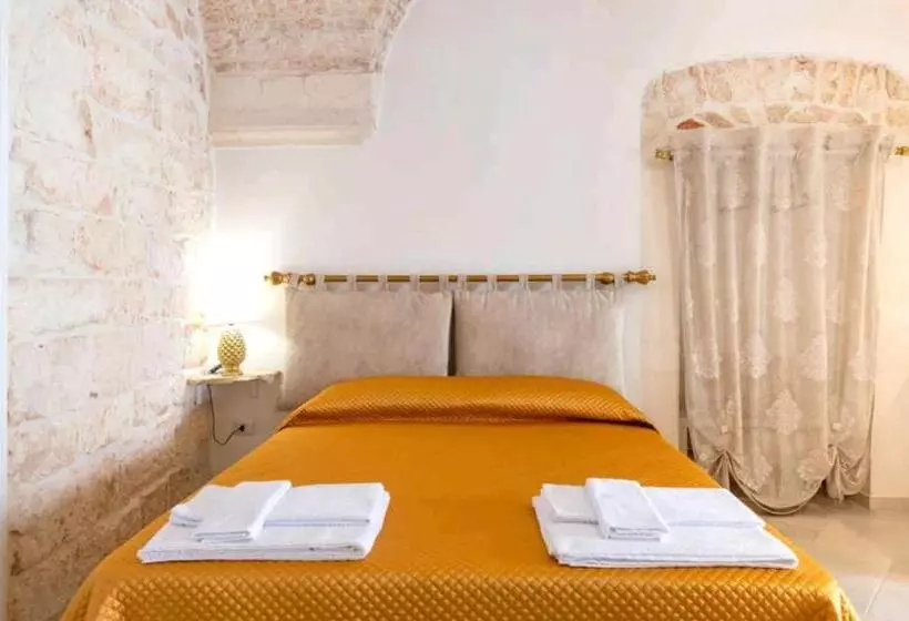 تختخواب و صبحانه La Pietra Del Duca