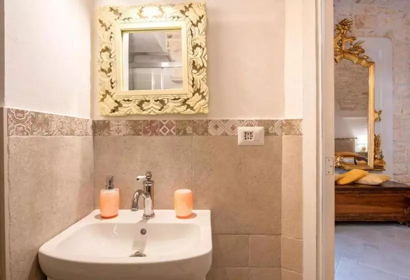 تختخواب و صبحانه La Pietra Del Duca