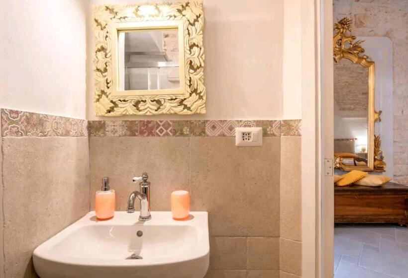 تختخواب و صبحانه La Pietra Del Duca