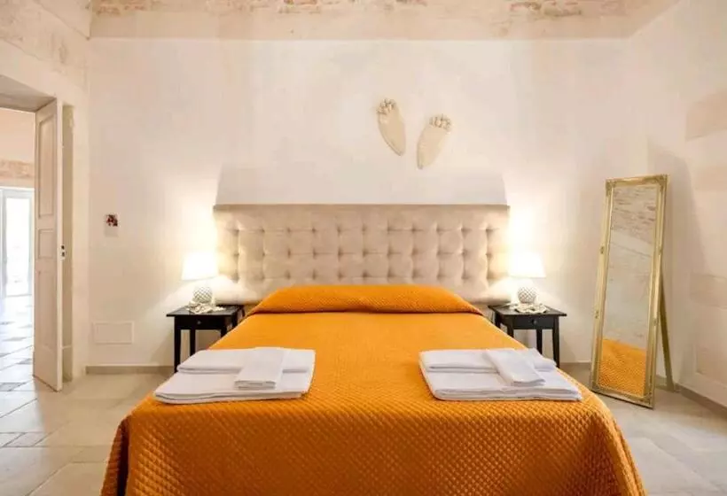 تختخواب و صبحانه La Pietra Del Duca