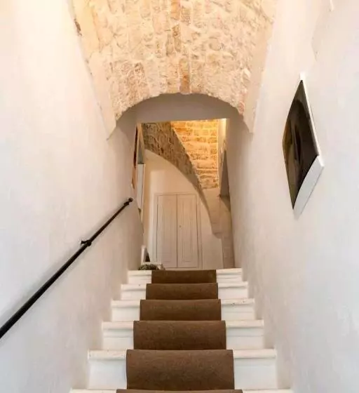 تختخواب و صبحانه La Pietra Del Duca