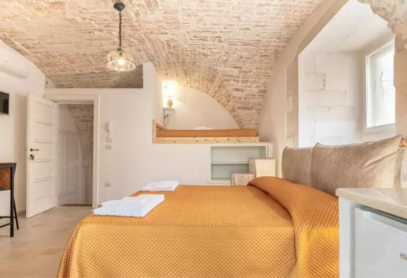 تختخواب و صبحانه La Pietra Del Duca