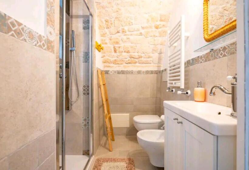 تختخواب و صبحانه La Pietra Del Duca