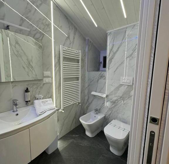 تختخواب و صبحانه Le Suite Piazza Nuova