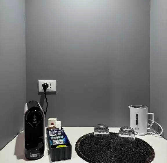 تختخواب و صبحانه Le Suite Piazza Nuova