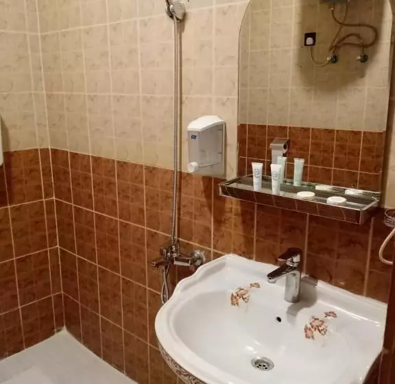 Hotelli واحة دار السلام للشقق المخدومة الجوف دومة الجندل