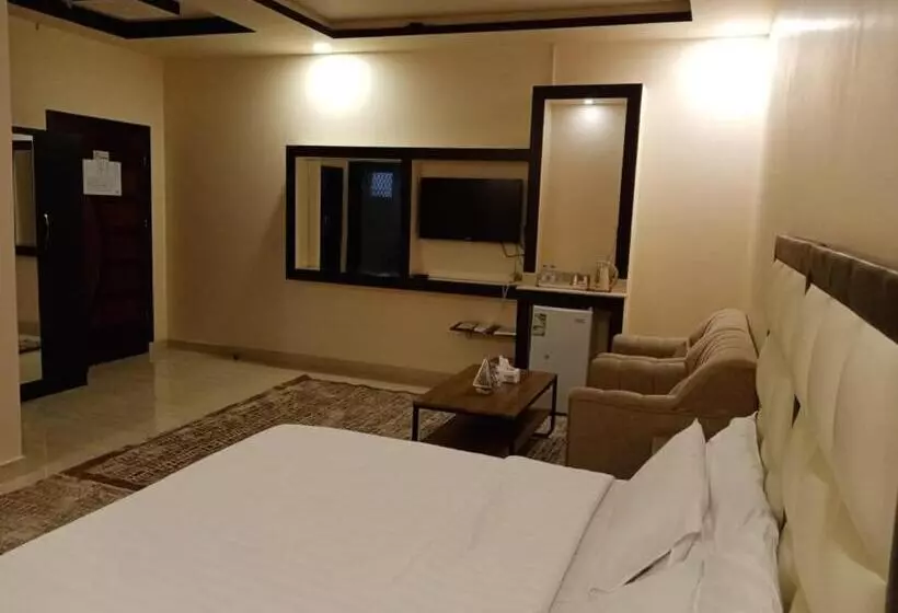 Hotelli واحة دار السلام للشقق المخدومة الجوف دومة الجندل