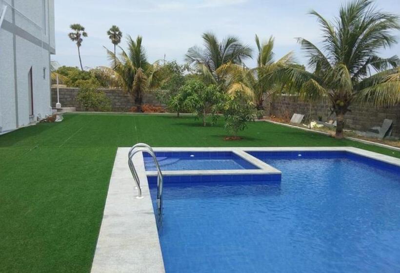 Hotelli Coastal Heaven Koovathur