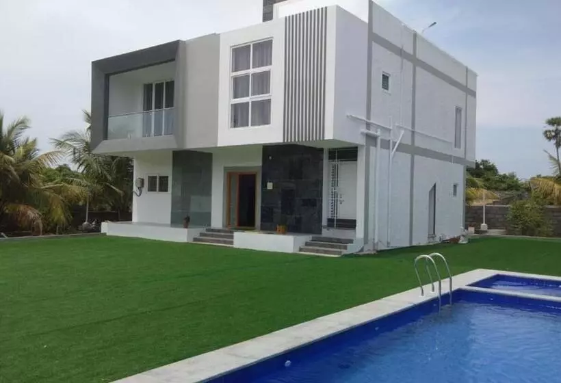 Hotelli Coastal Heaven Koovathur