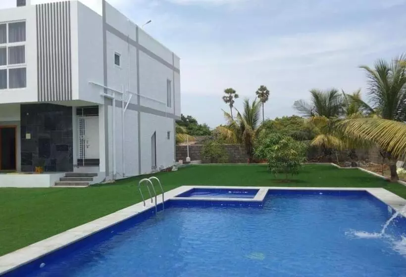 Hotelli Coastal Heaven Koovathur