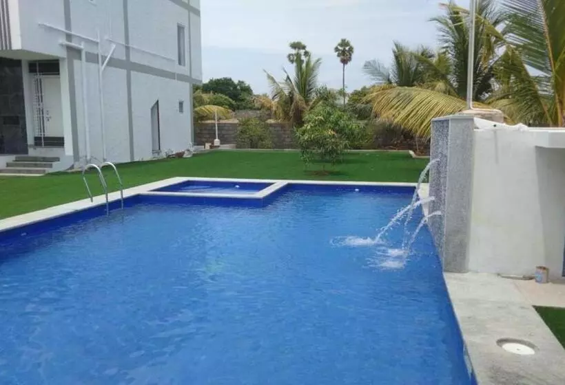 Hotelli Coastal Heaven Koovathur