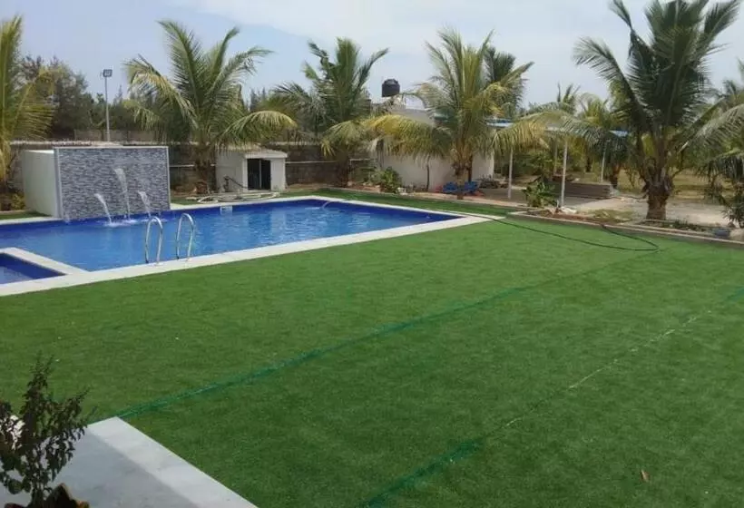 Hotelli Coastal Heaven Koovathur