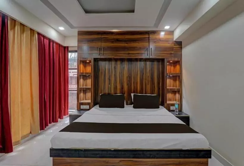 Hotelli Collection O Mitra Inn