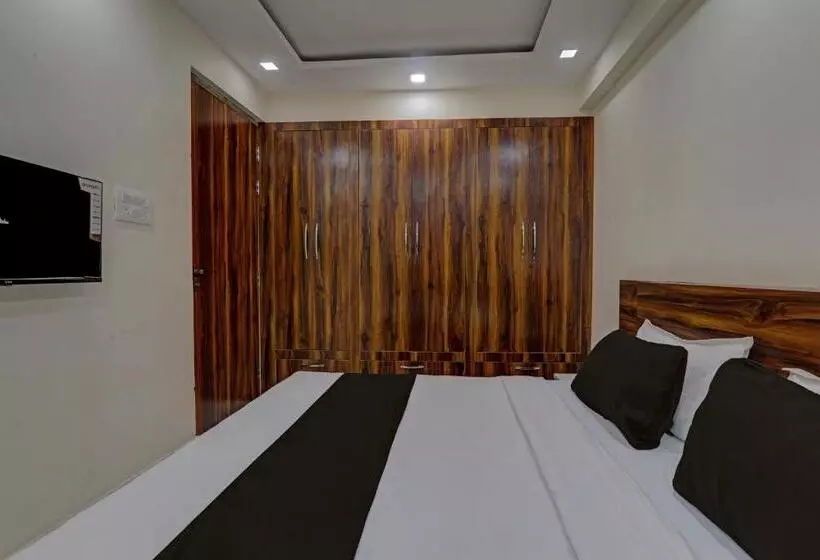 Hotelli Collection O Mitra Inn