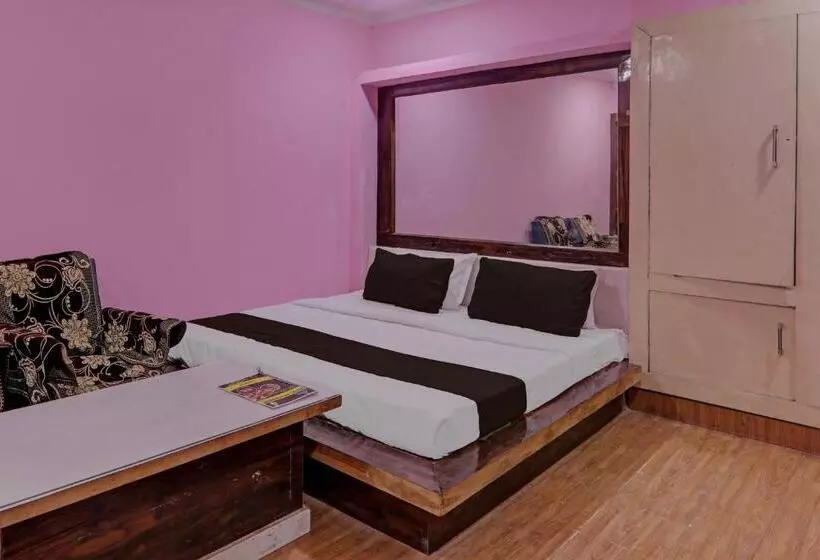 Hotelli Collection O Mitra Inn