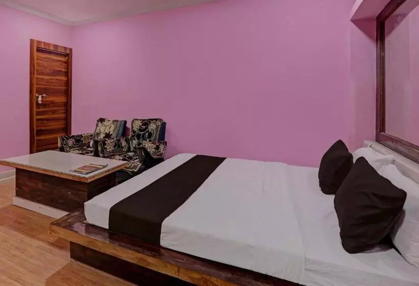 Hotelli Collection O Mitra Inn