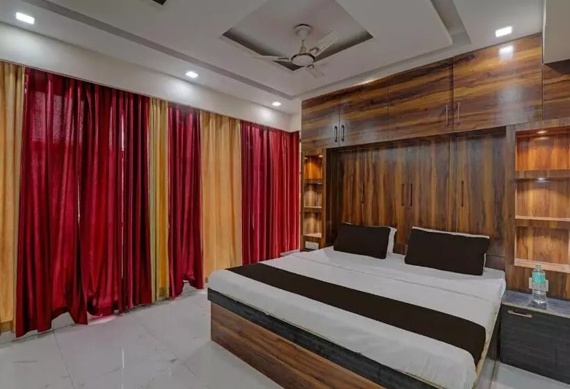 Hotelli Collection O Mitra Inn