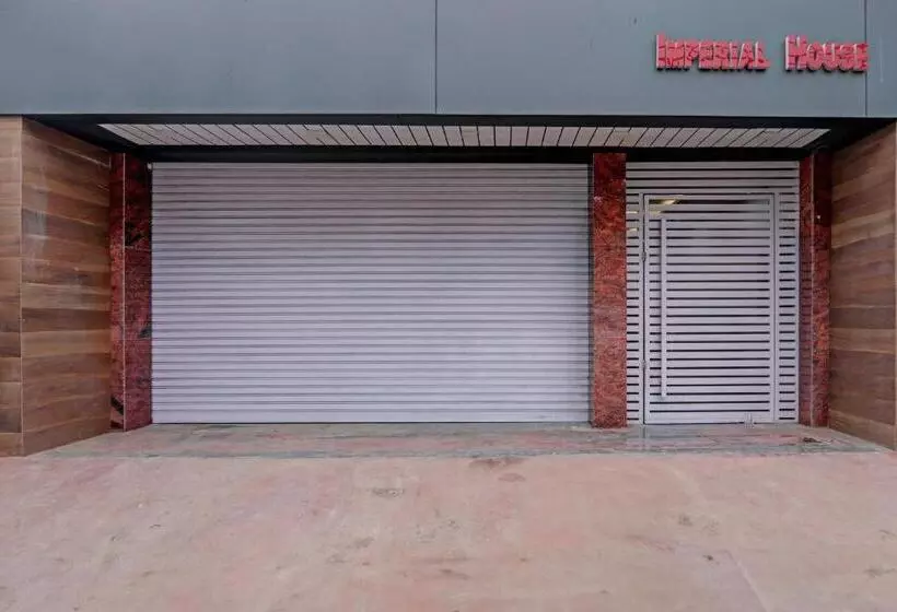 Hotelli Collection O Mitra Inn