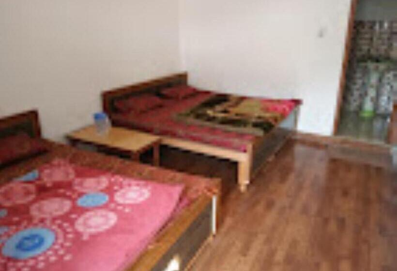 Hotel Dev Dham , Nyalsu