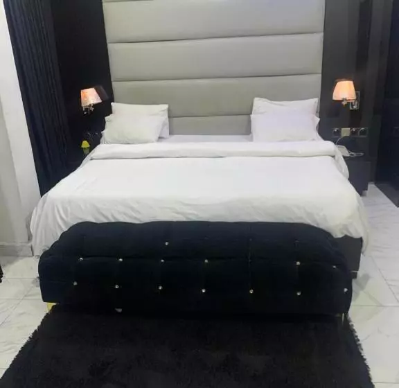 هتل Gt Guesthouse