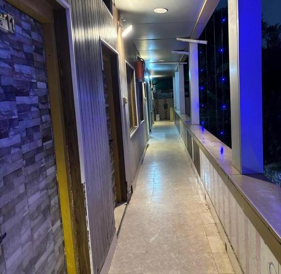 בית מלון כפרי Neelam