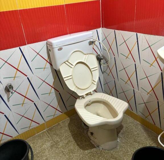 בית מלון כפרי Neelam