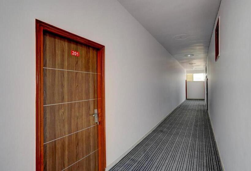 בית מלון כפרי Oyo Kanak Residency