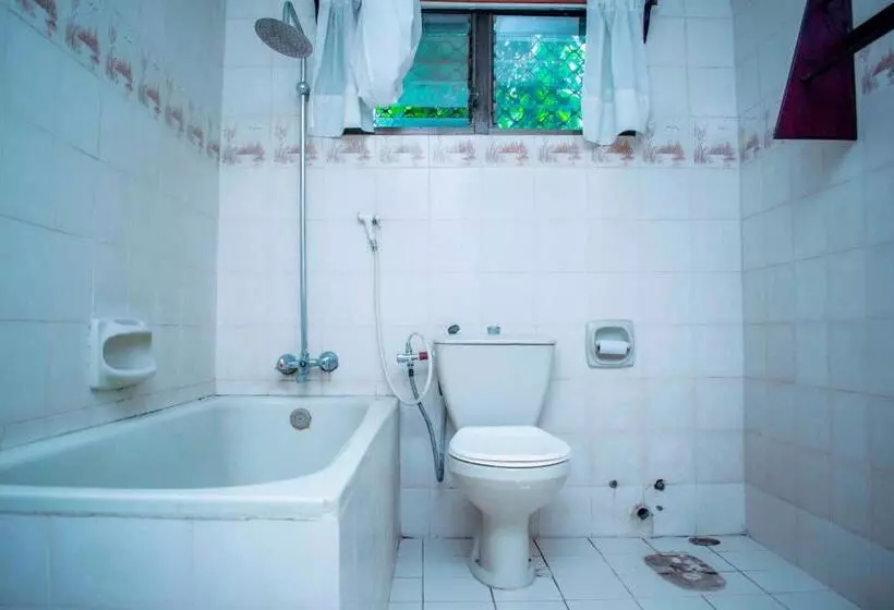 Hotelli The Rock Ocean View