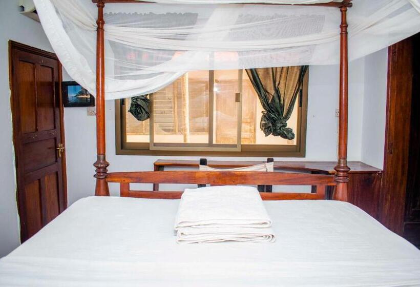 בית מלון כפרי The Rock Ocean View