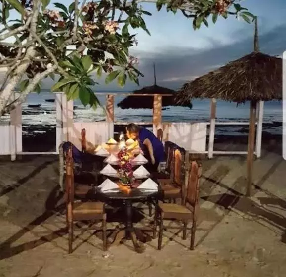 Hotelli The Rock Ocean View