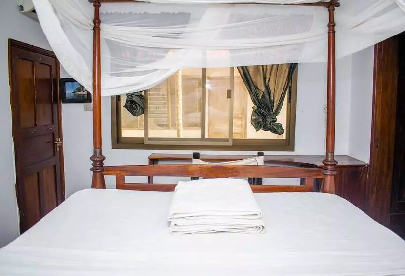 Hotelli The Rock Ocean View