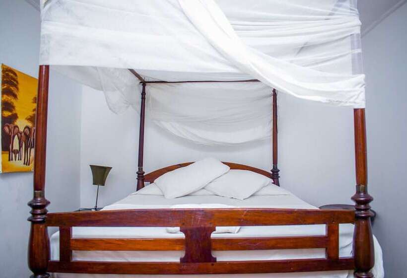 בית מלון כפרי The Rock Ocean View