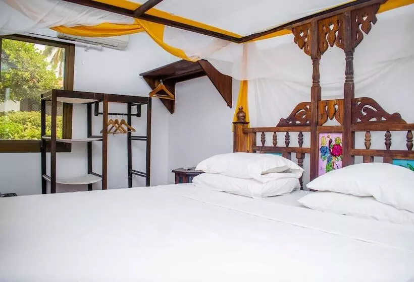 Hotelli The Rock Ocean View