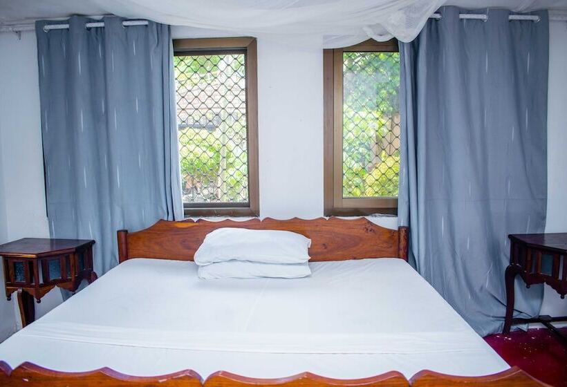 בית מלון כפרי The Rock Ocean View