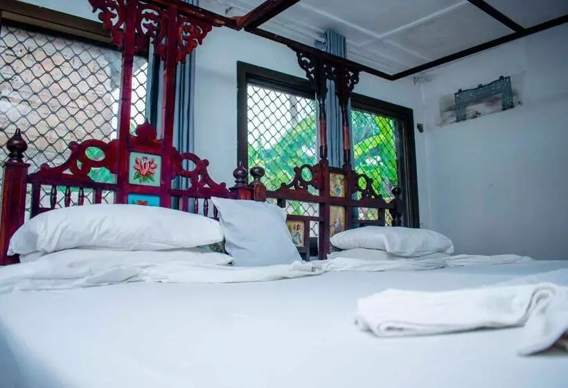 Hotelli The Rock Ocean View