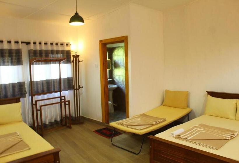 호텔 Triniton Holiday Villas