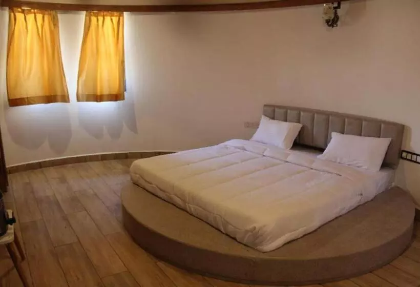 ホテル Unique Resort And Restaurant