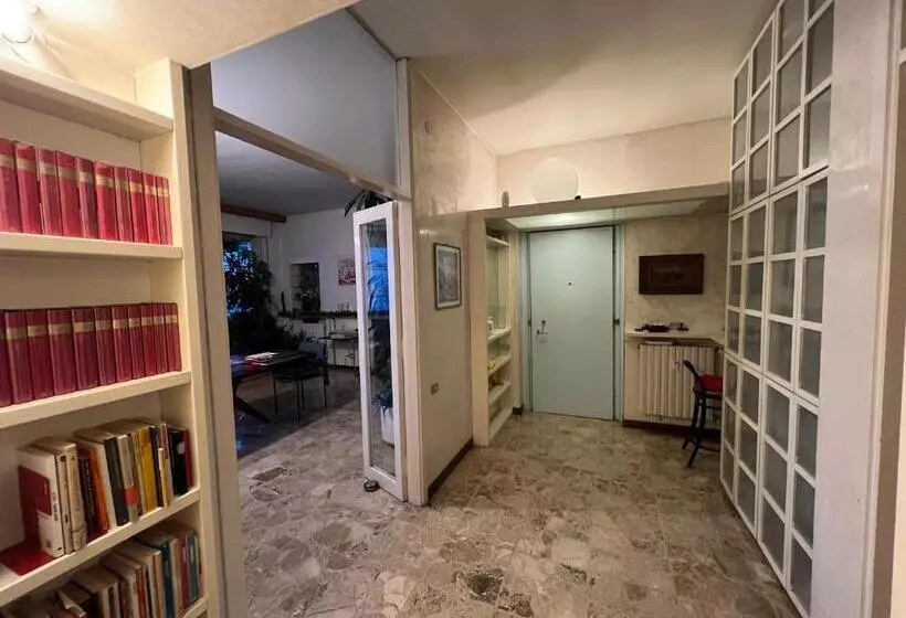 پانسیون Casabella