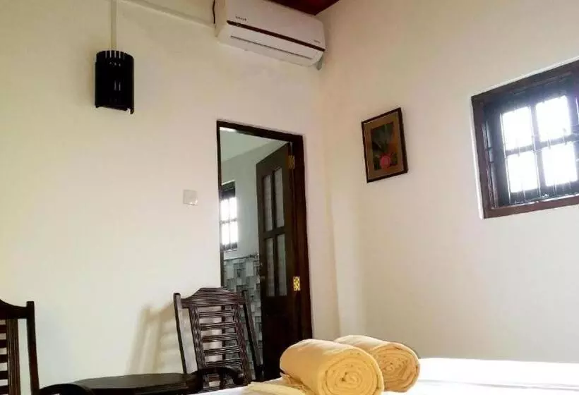Majatalo Hiri Mango Villa