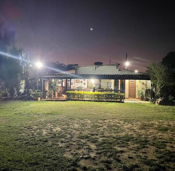 پانسیون Hostal Greenlandomesa