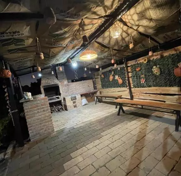 ペンション Hostal Greenlandomesa