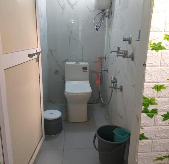 پانسیون Shree Gajanan Guest House