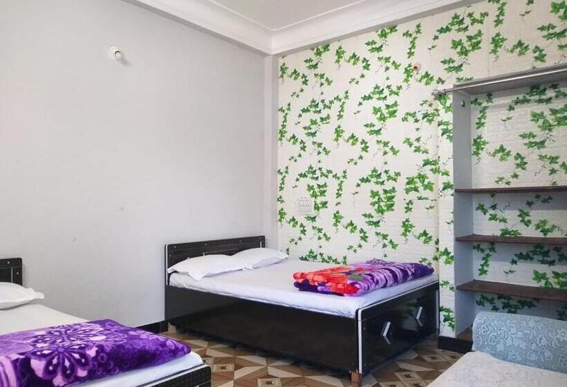 پانسیون Shree Gajanan Guest House