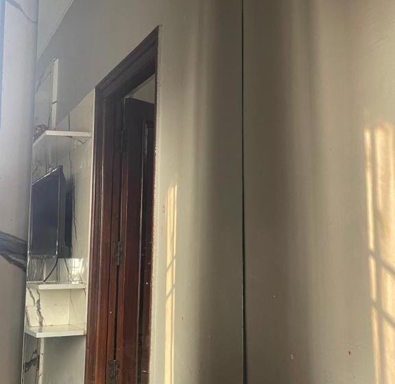 پانسیون Urban Oasis