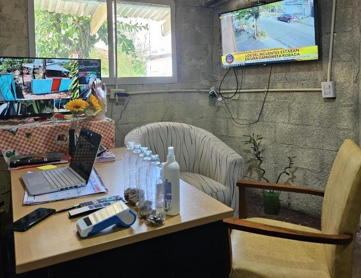 ユースホステル Peixes Apart