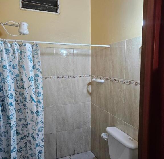 ユースホステル Peixes Apart