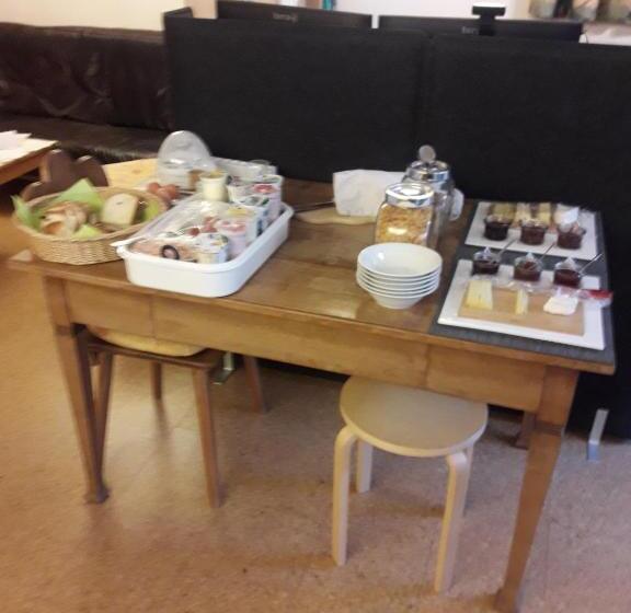 Bed and Breakfast Beat & Ursula S Guest House