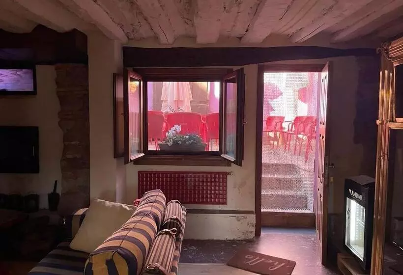 ベッドアンドブレックファースト Alojamiento Rural Coliving Sojuela